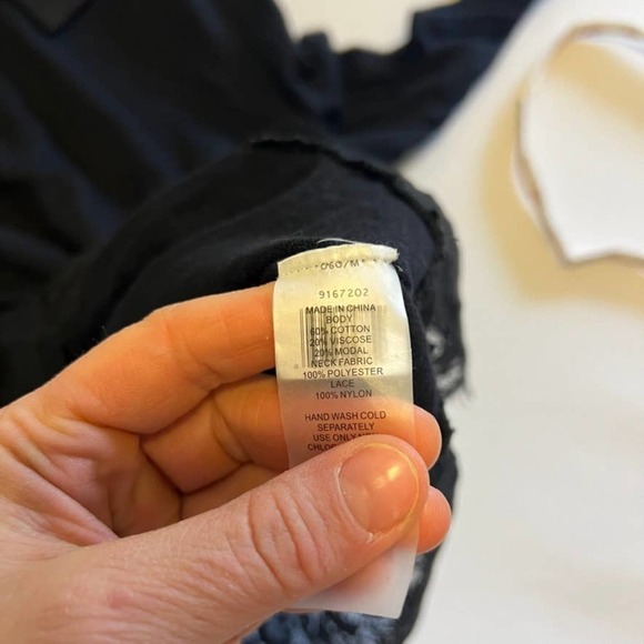 Vince Camuto Black Long sleeve lace trim bottom tunic M - Picture 9 of 11